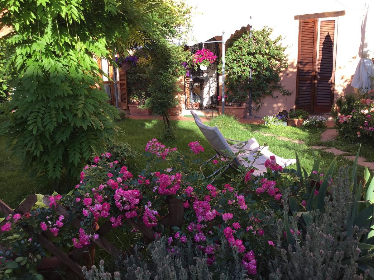페루자 Al Giardino Di Alice B&B 외부 사진