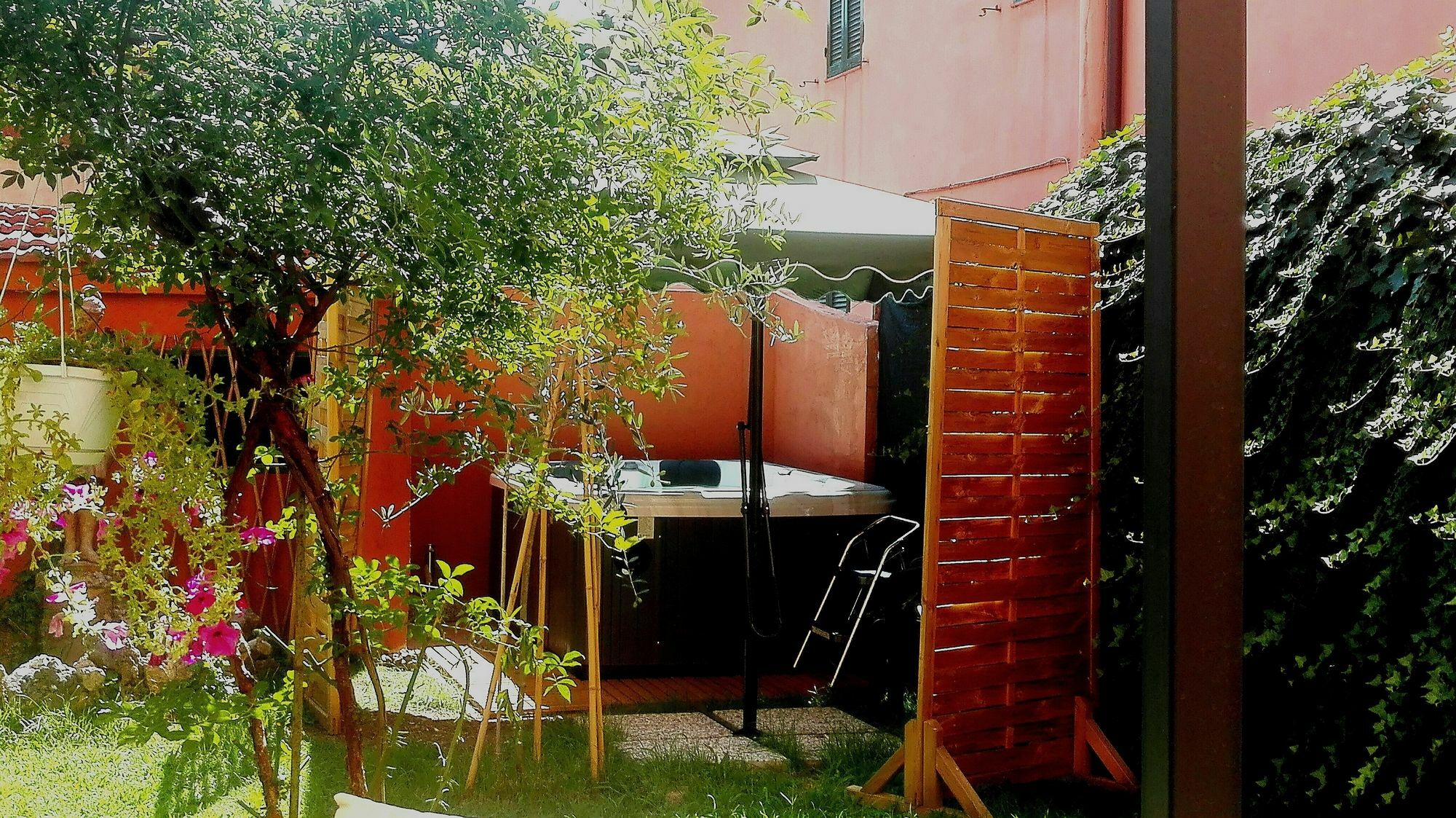 페루자 Al Giardino Di Alice B&B 외부 사진