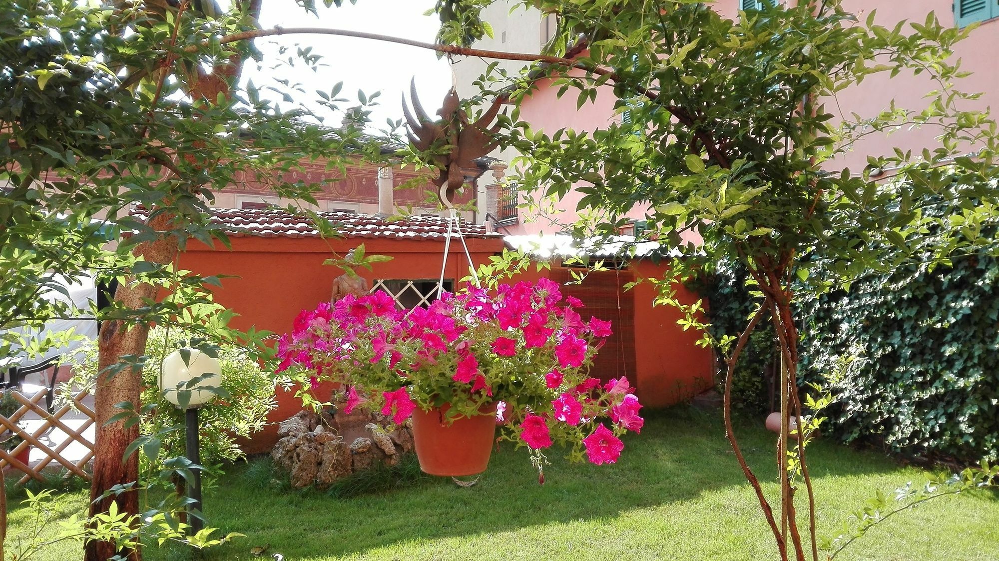 페루자 Al Giardino Di Alice B&B 외부 사진