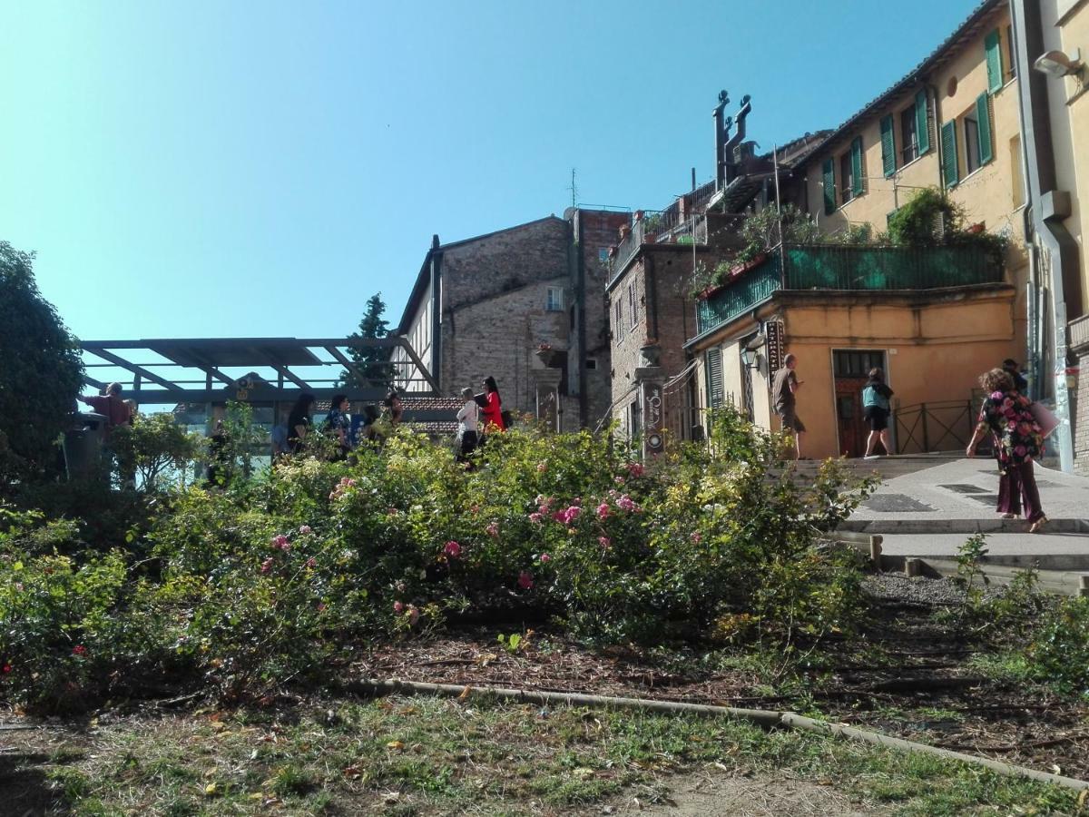 페루자 Al Giardino Di Alice B&B 외부 사진